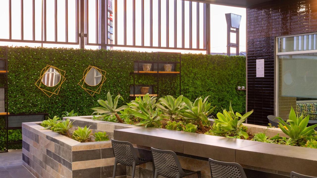 Holiday Inn Express & Suites - Tijuana Otay By Ihg Bagian luar foto