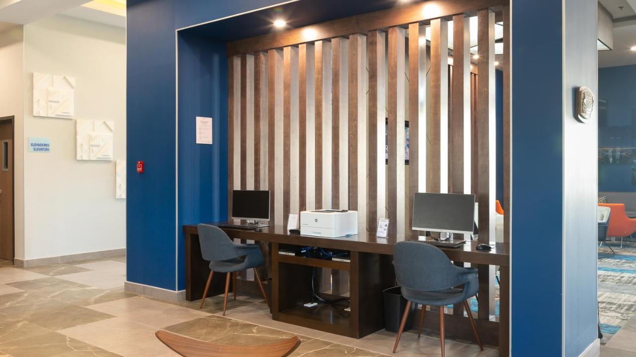 Holiday Inn Express & Suites - Tijuana Otay By Ihg Bagian luar foto