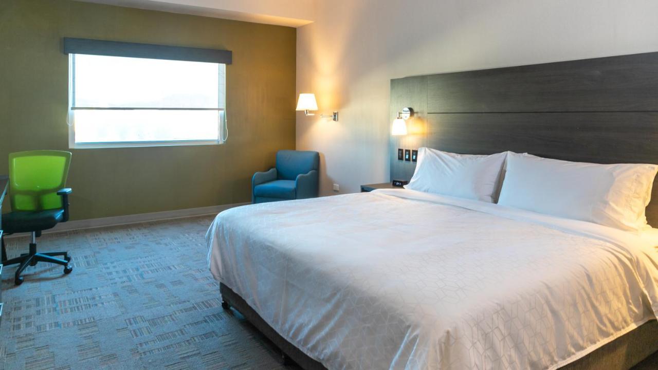 Holiday Inn Express & Suites - Tijuana Otay By Ihg Bagian luar foto