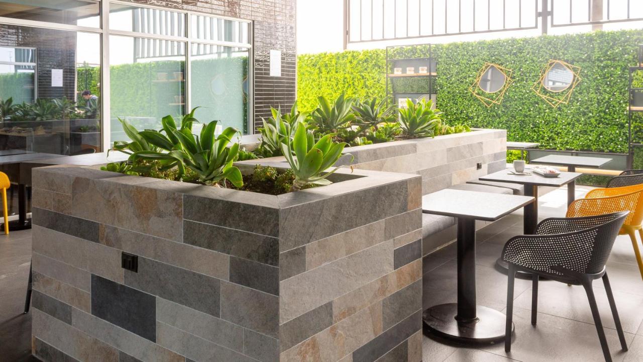 Holiday Inn Express & Suites - Tijuana Otay By Ihg Bagian luar foto