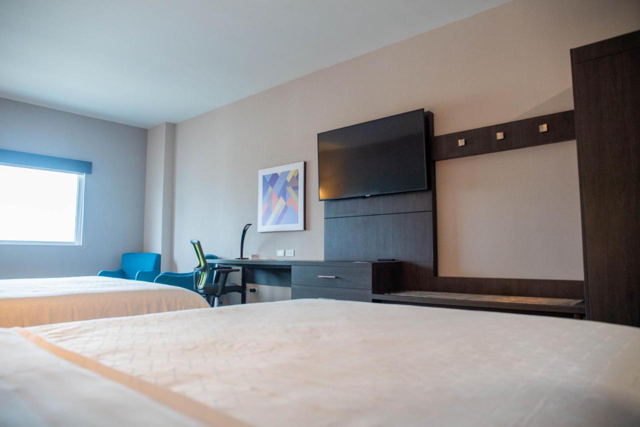 Holiday Inn Express & Suites - Tijuana Otay By Ihg Bagian luar foto