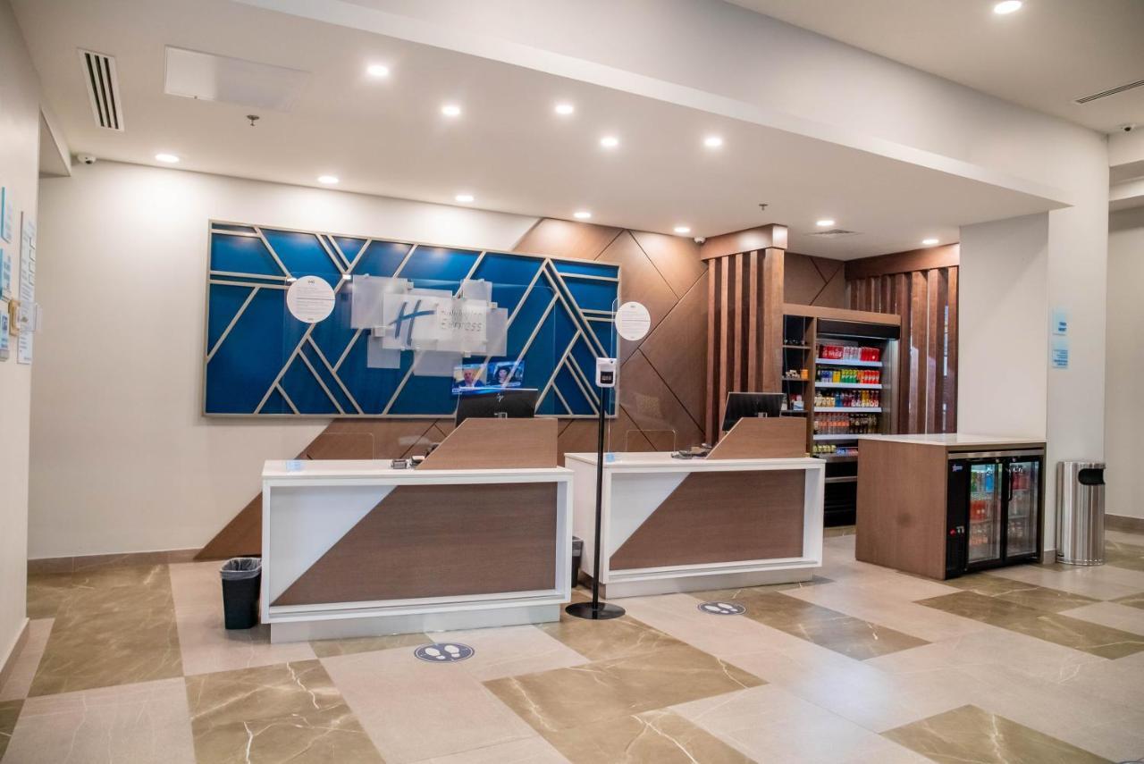 Holiday Inn Express & Suites - Tijuana Otay By Ihg Bagian luar foto