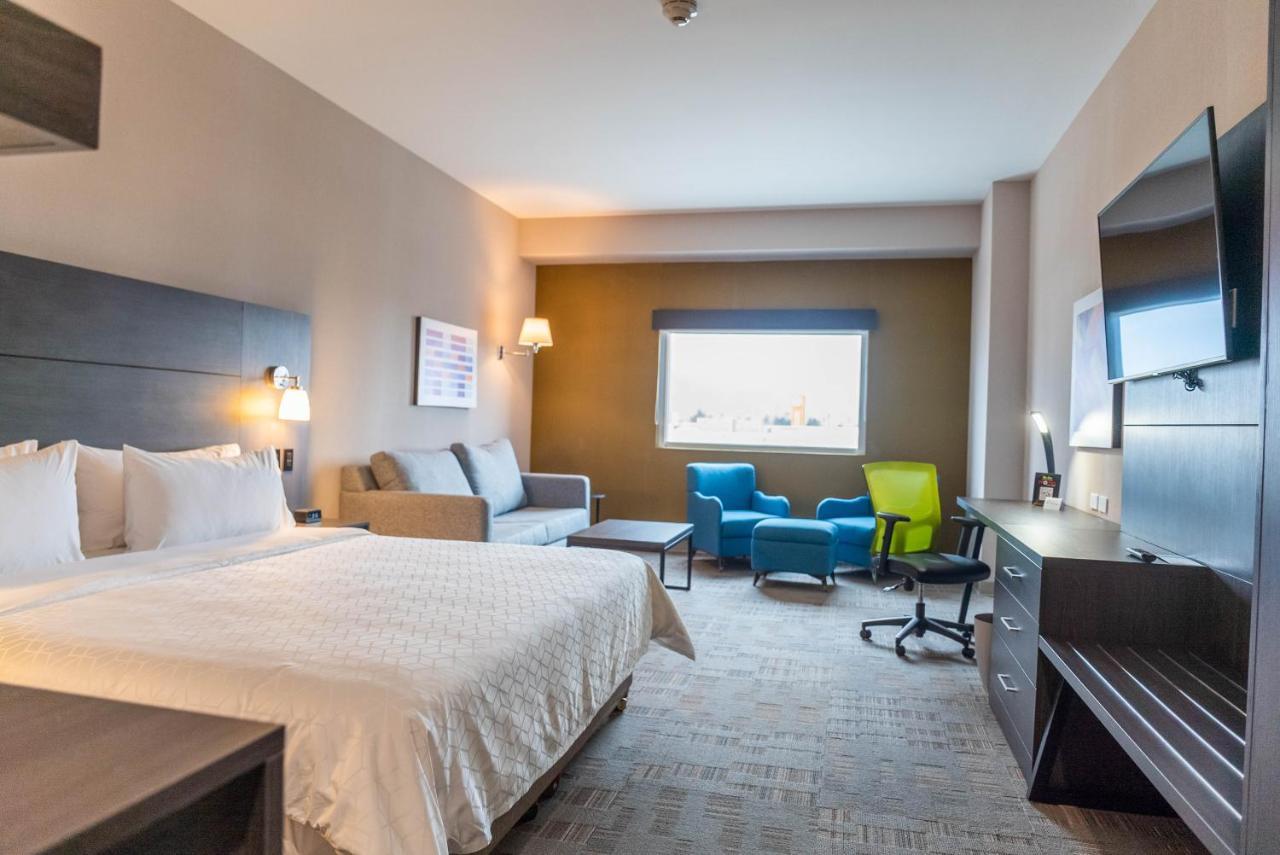 Holiday Inn Express & Suites - Tijuana Otay By Ihg Bagian luar foto